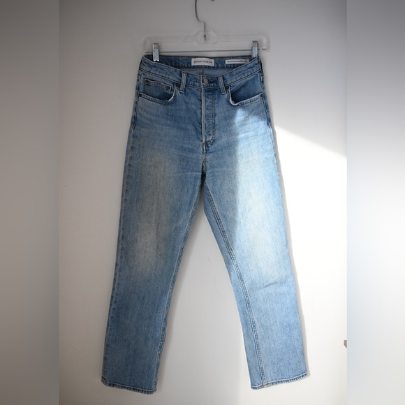 Aritzia Denim - ARITZIA - Denim Forum- Size 27 - 28L, The Arlo High Rise Straight Jean